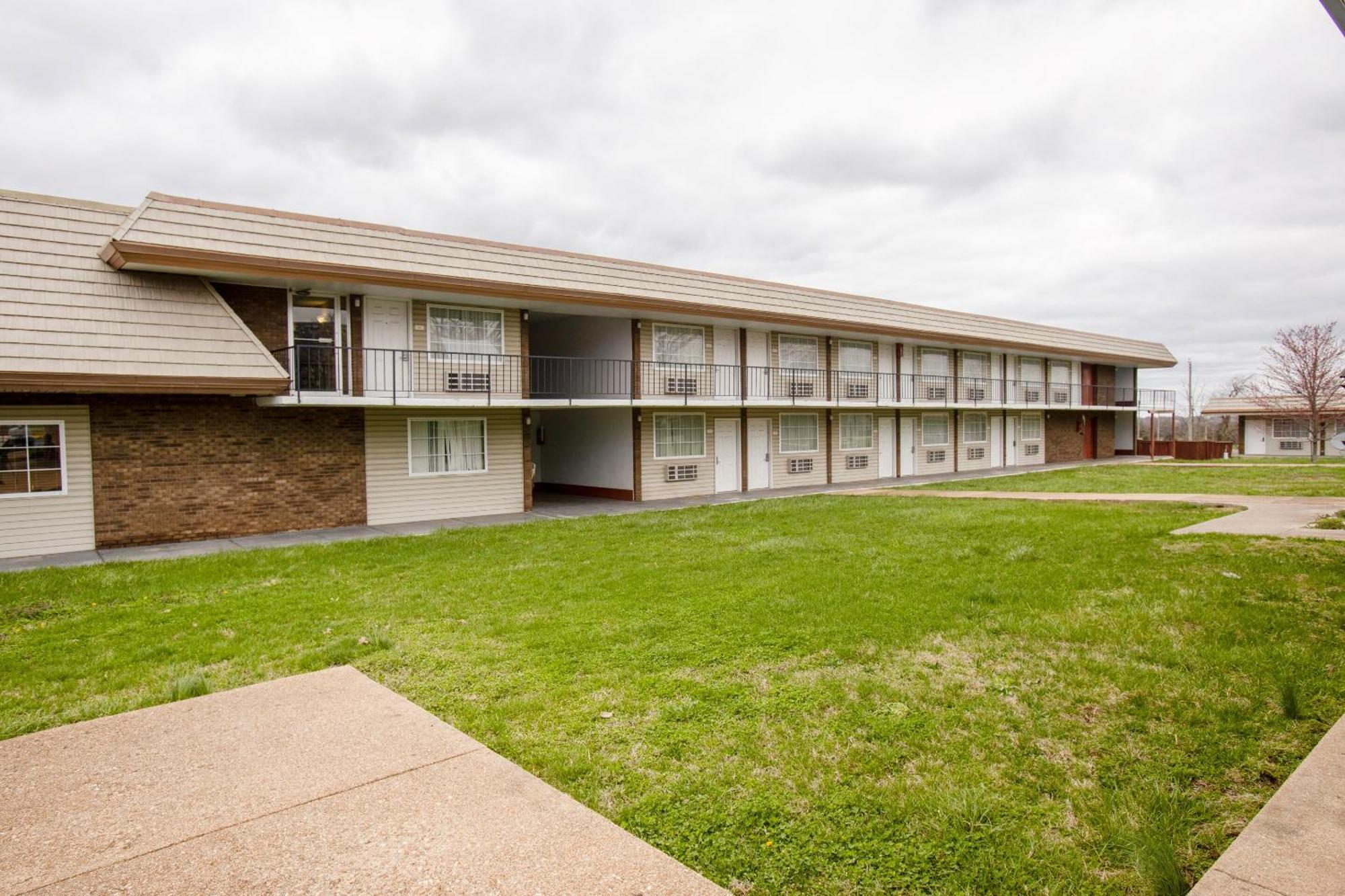 Oyo Hotel Lebanon Mo I-44 Экстерьер фото